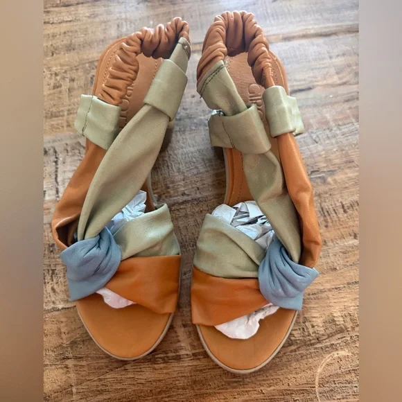 New Girotti Sandals 👡 size 39 in Tan and Teal - Picture 2 of 4